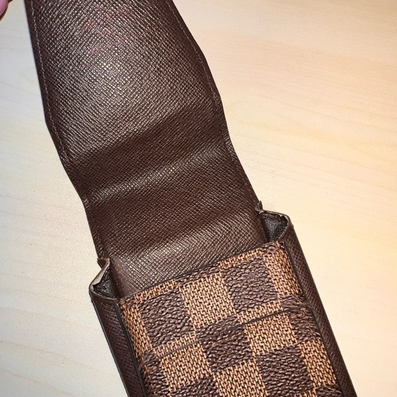 Louis Vuitton EUC Damier Ebene Cigarette Case! Out of stock online and in stores - Picture 8 of 10